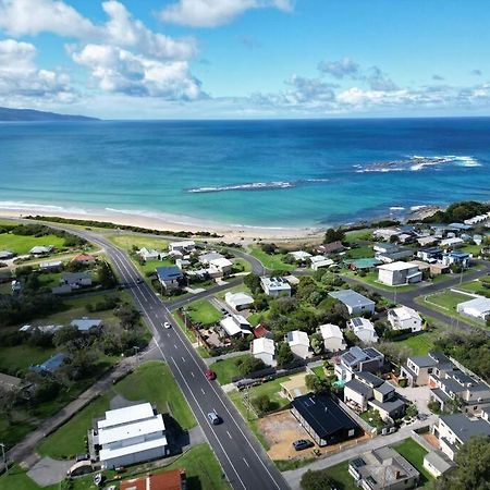 Beachfront Holiday Home アポロ・ベイ エクステリア 写真